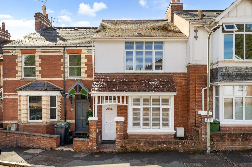 15 Edgerton Park Road